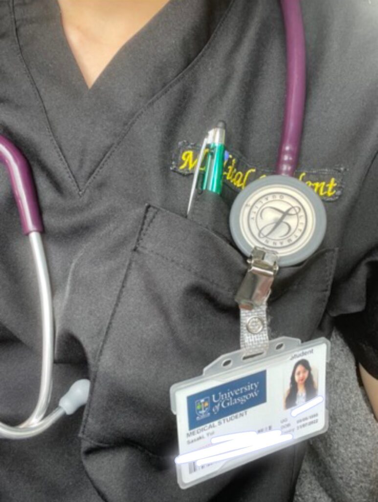 コロナの後からできた医学生専用のscrubs(医療用白衣)
